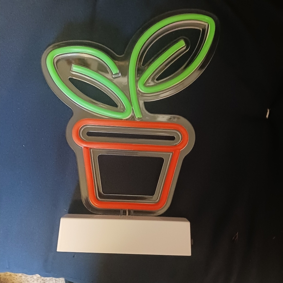 Neon Light Decor - Picture 2 of 2